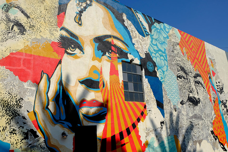 Graffiti Wall with 2 Characters